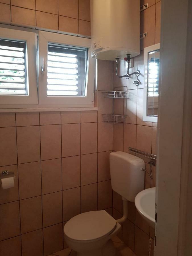 Apartman Nino Donji Okrug  Kültér fotó