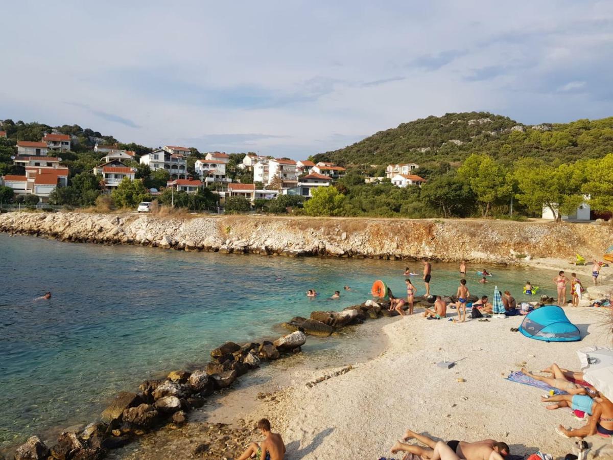 Apartman Nino Donji Okrug  Kültér fotó